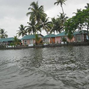 Riverine Resort